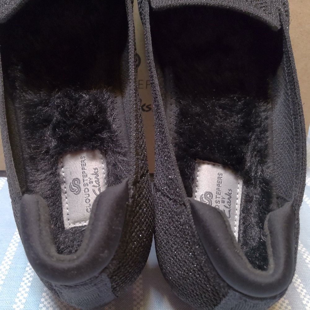 NIB Clarks CloudSteppers Carly Dream Fur Ln Black/Combo Speckled Sz US6.5M/UK4.5 - Picture 6 of 7